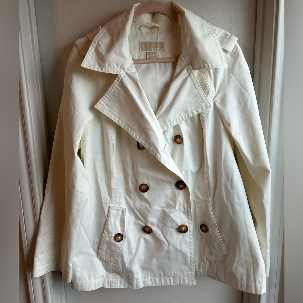 Michael Kors rain coat ☔️